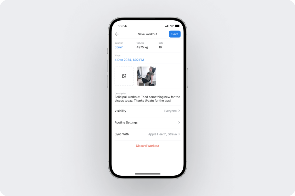 a look at the available options before completing a workout in Hevy, including to upload media and write a note